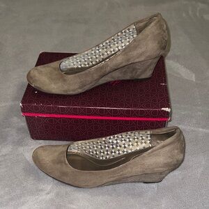 Dexflex Comfort Tan Wedge Shoes